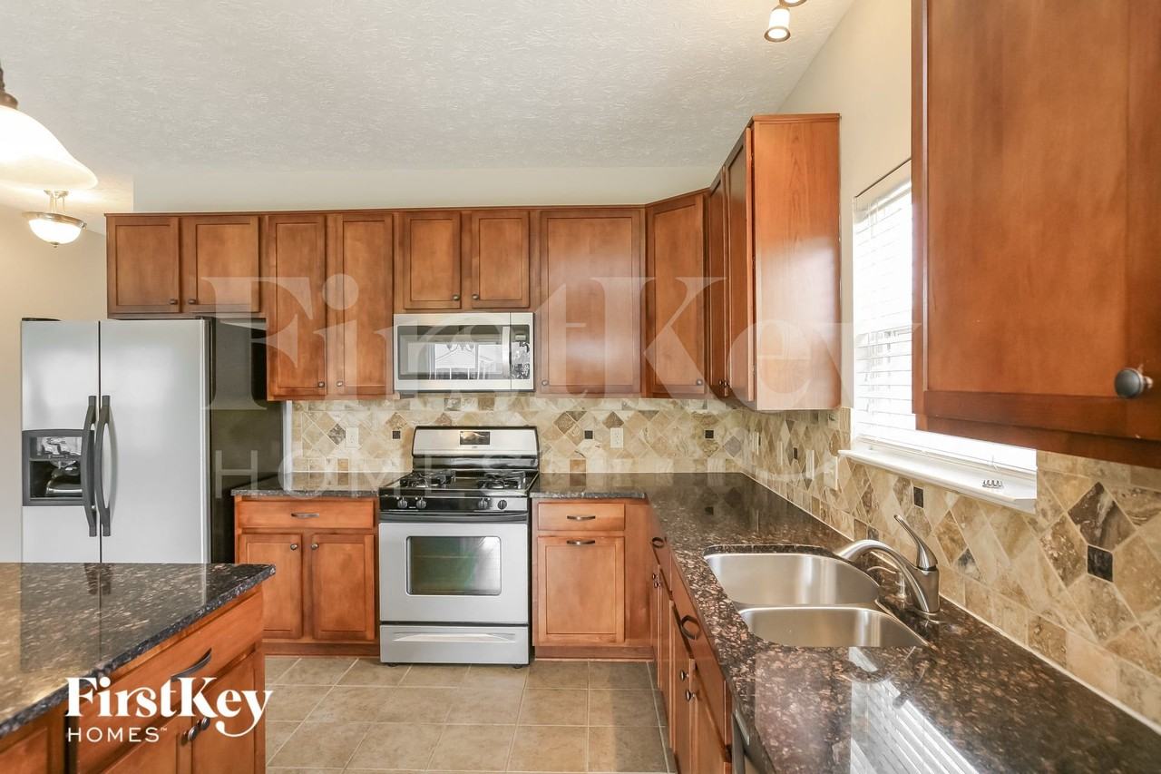 3268 Bristlecone Ct - Photo 6 of 15