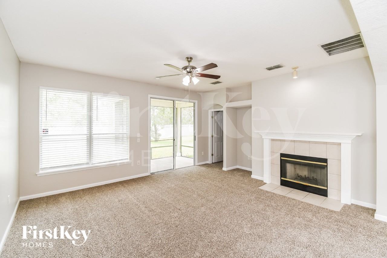 4007 Leatherwood Dr - Photo 2 of 16