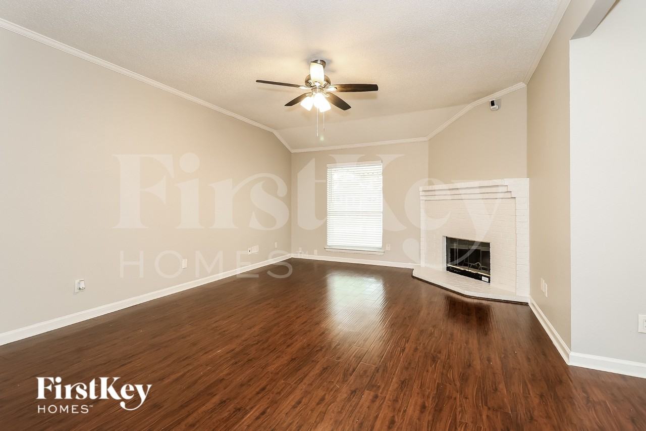 5109 Ridge Pointe Dr - Photo 2 of 20