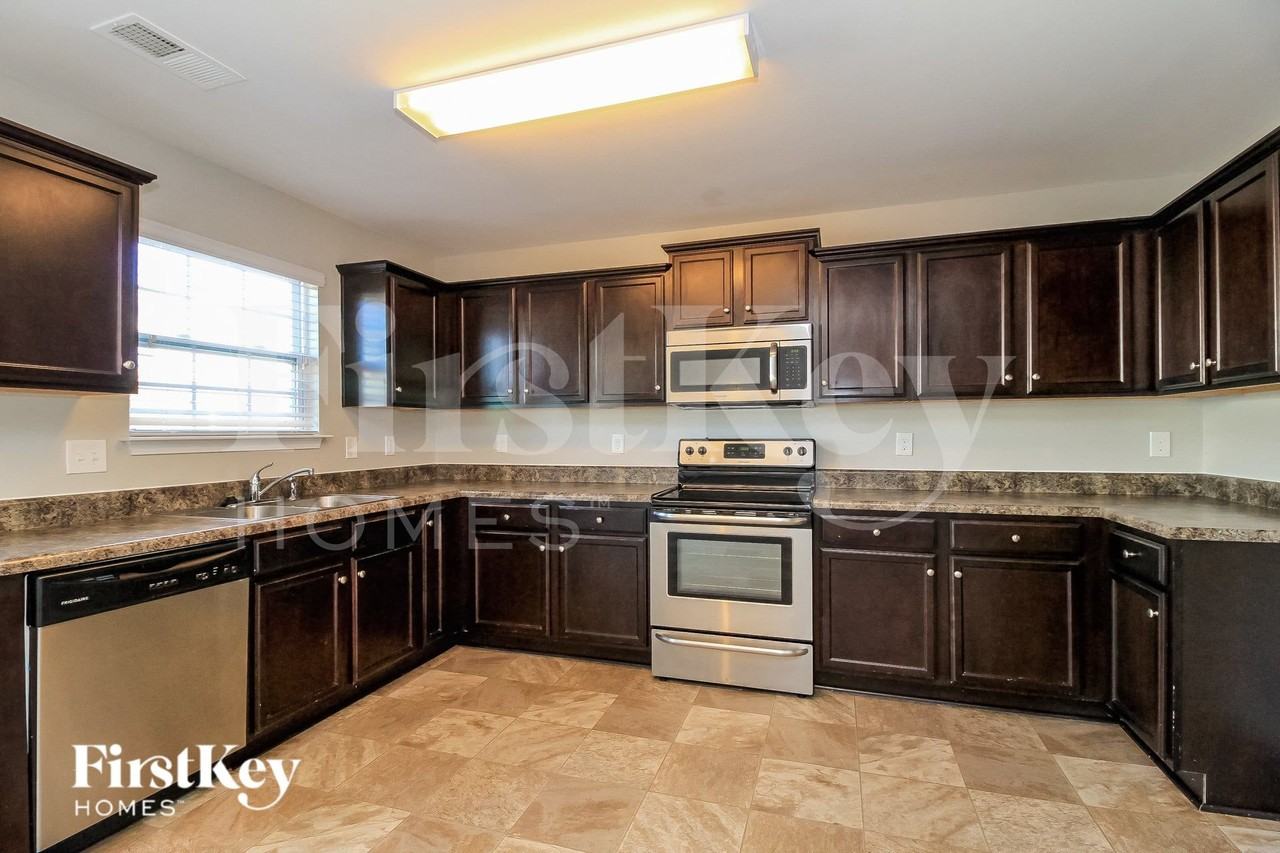 5369 Northridge Dr - Photo 6 of 15