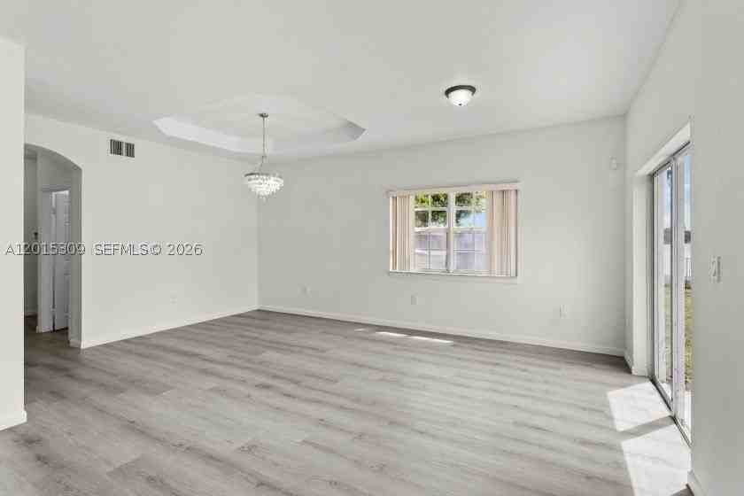 5090 Sw 136th Ave - Photo 3 of 41