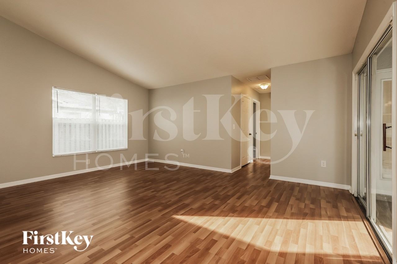 13452 Beechberry Dr - Photo 5 of 17