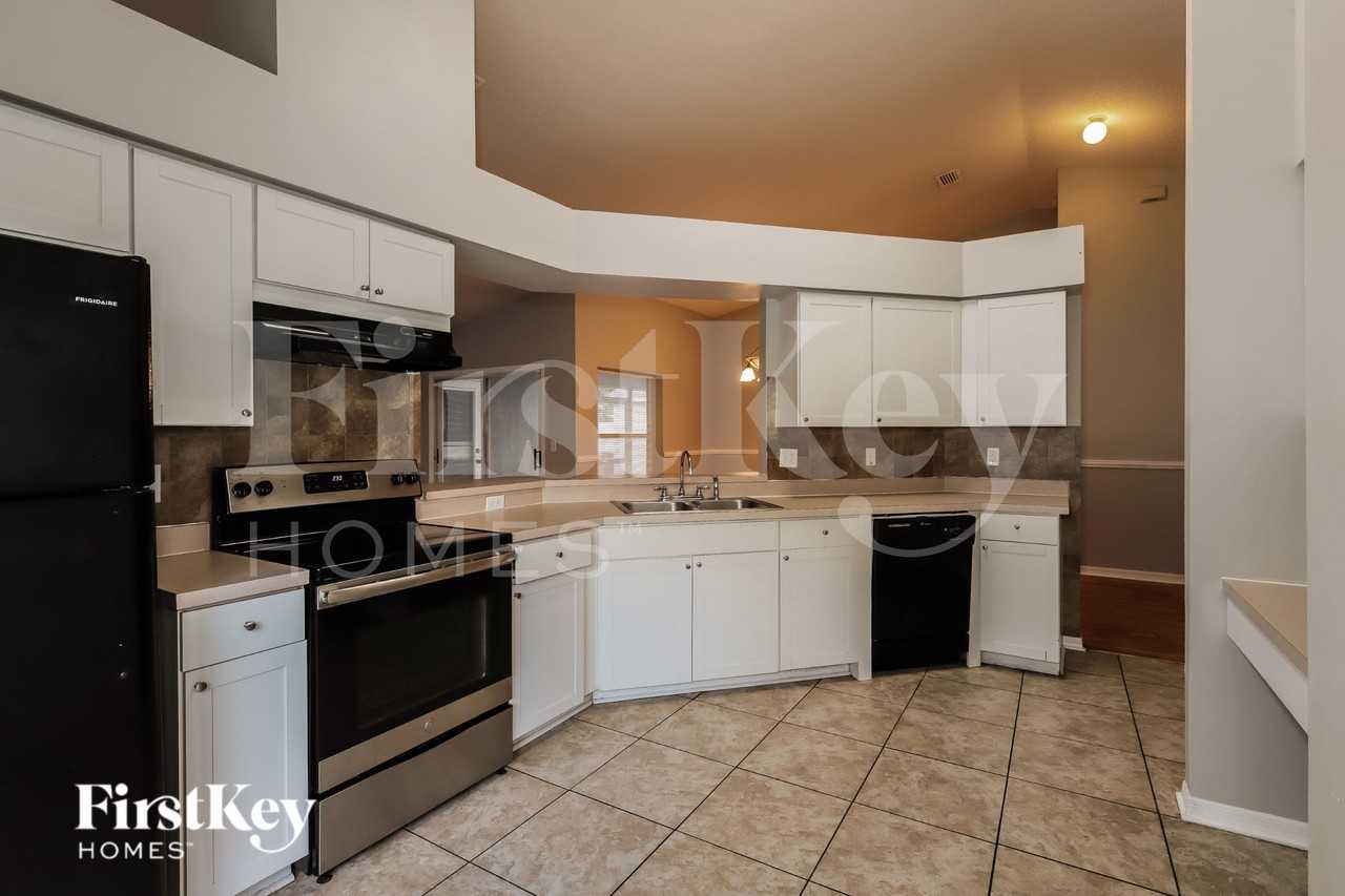 13452 Beechberry Dr - Photo 7 of 17