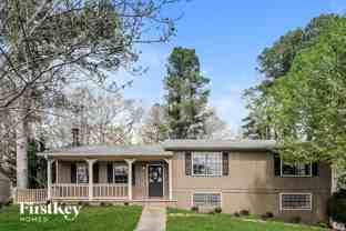 3762 Cambridge Dr Sw - Photo 1 of 1