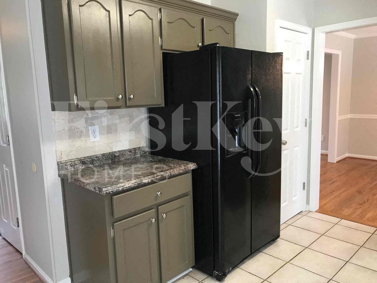 924 10th St Sw - Photo 3 of 25