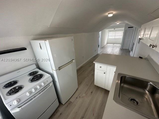 274 E 9th St #4 - Photo 6 of 17