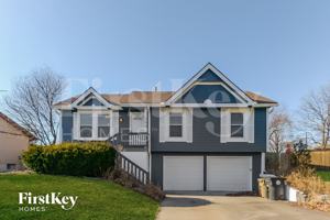 featured image of 704 York Dr