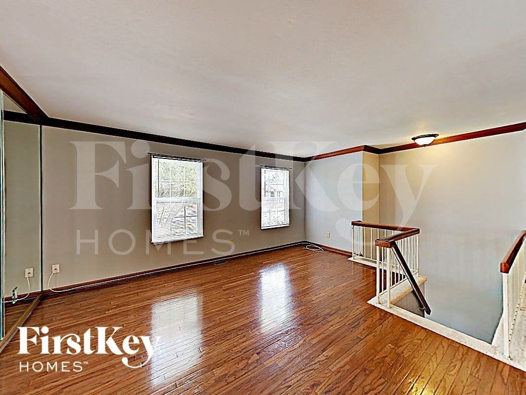7011 Blue Mountain Dr - Photo 2 of 17