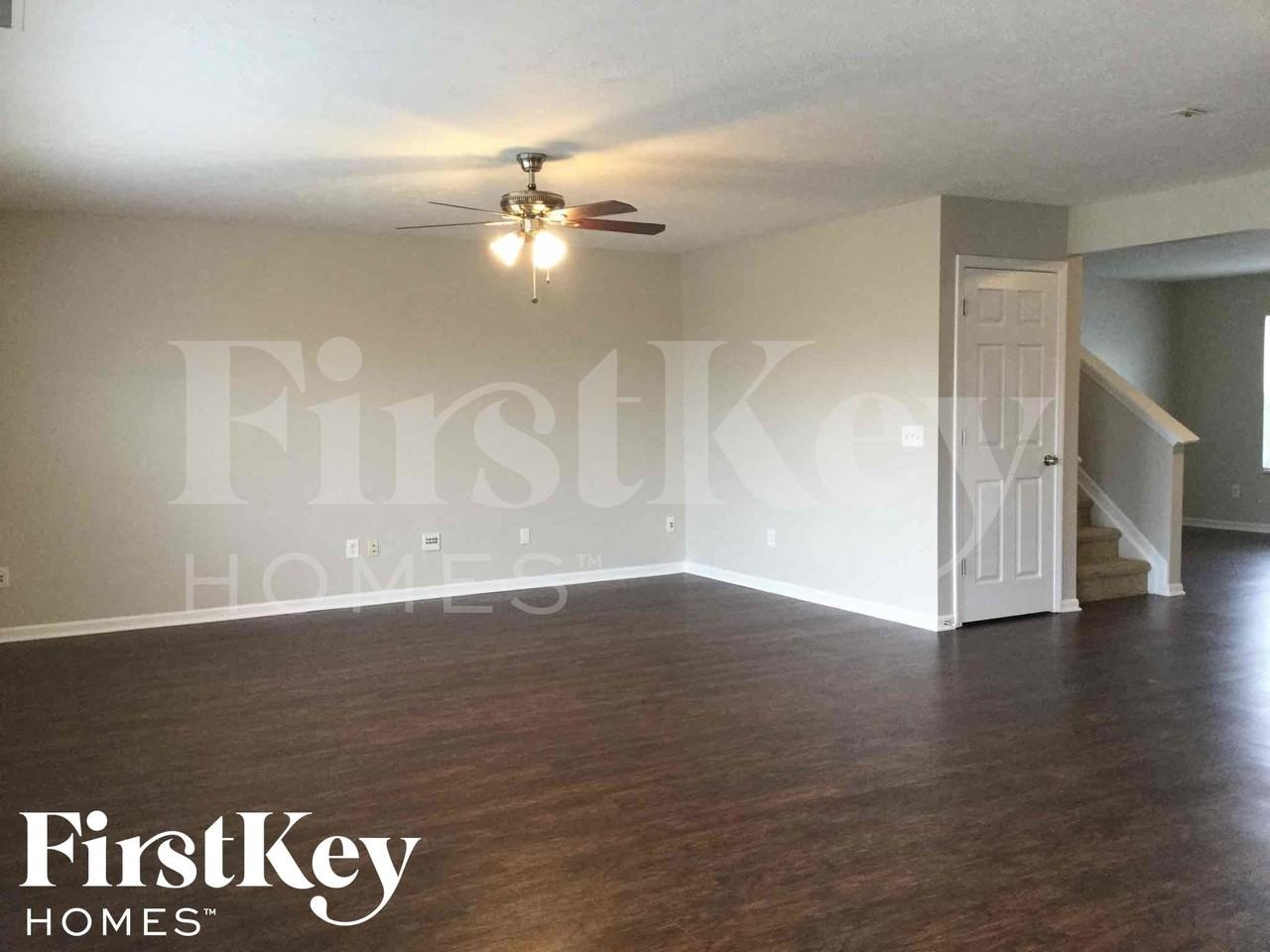 6914 Governors Point Blvd - Photo 4 of 22