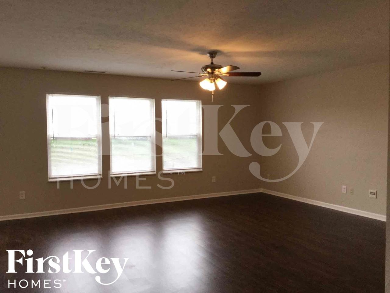 6914 Governors Point Blvd - Photo 5 of 22
