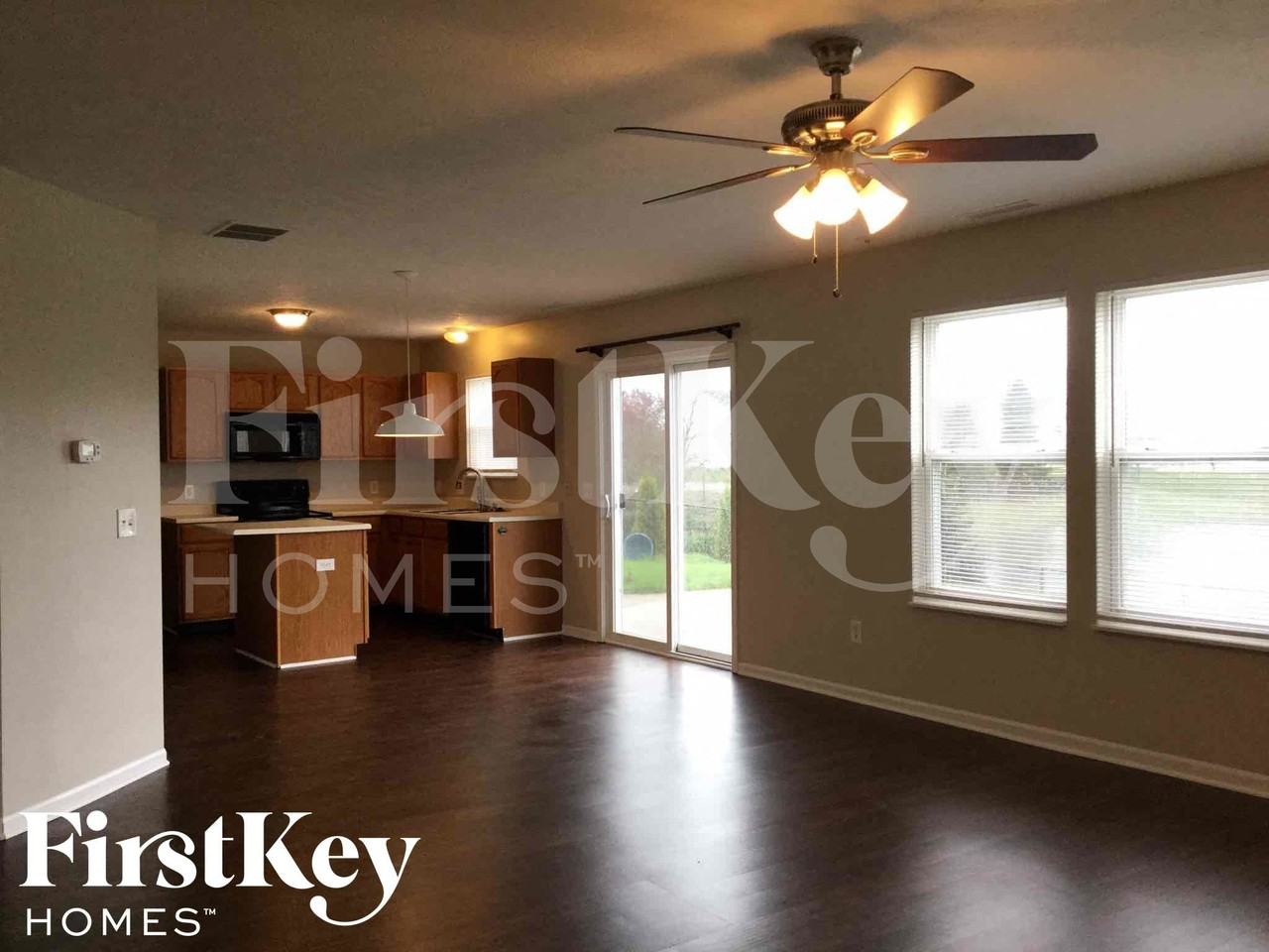 6914 Governors Point Blvd - Photo 6 of 22