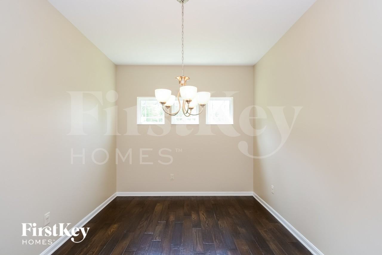 6747 Waverly Park - Photo 4 of 16