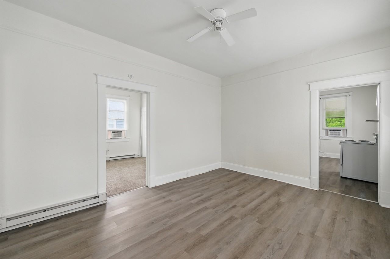 1432 Chesapeake Ave #2 - Photo 3 of 18