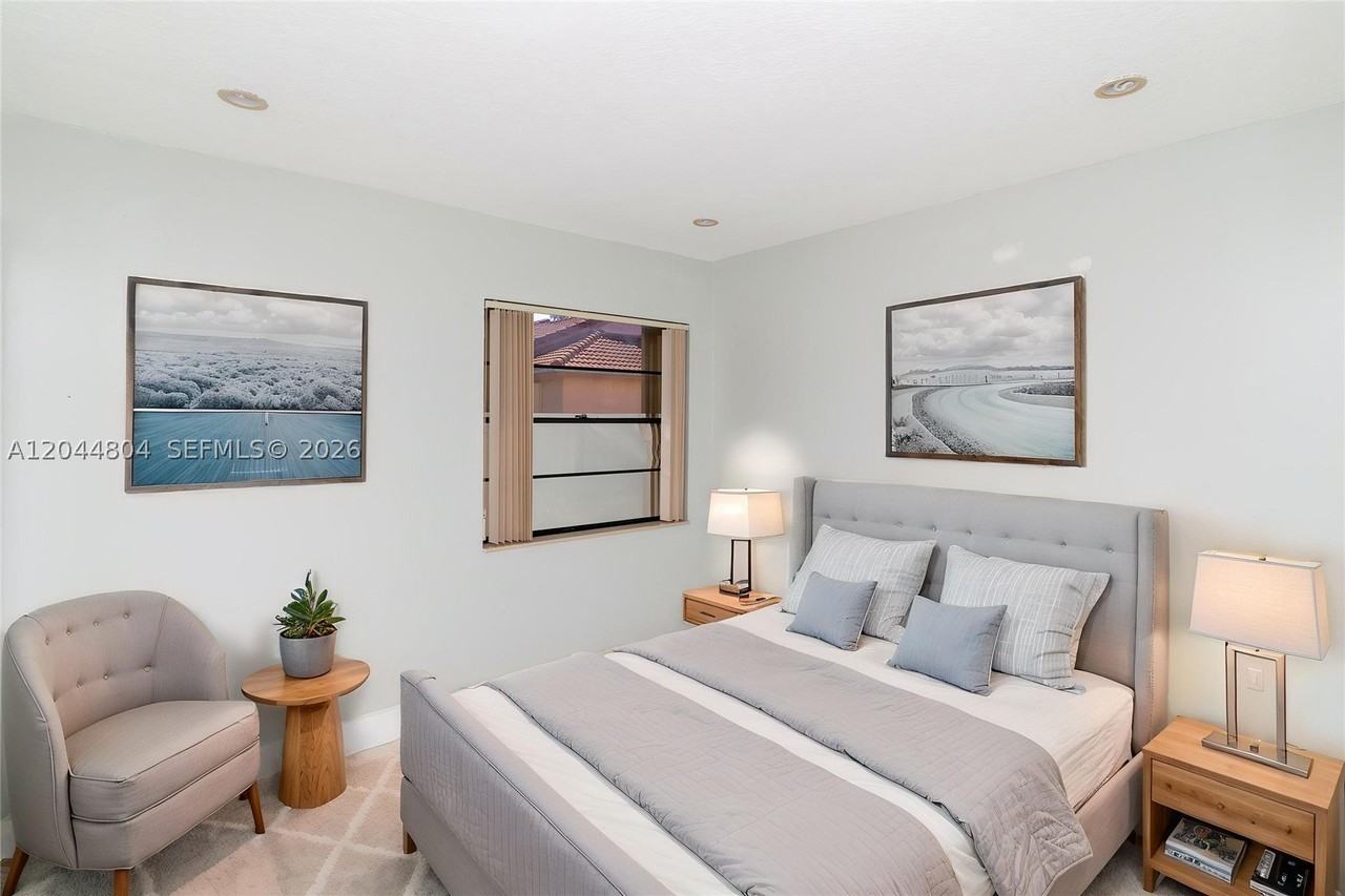 17059 Nw 60th Ct - Photo 7 of 11