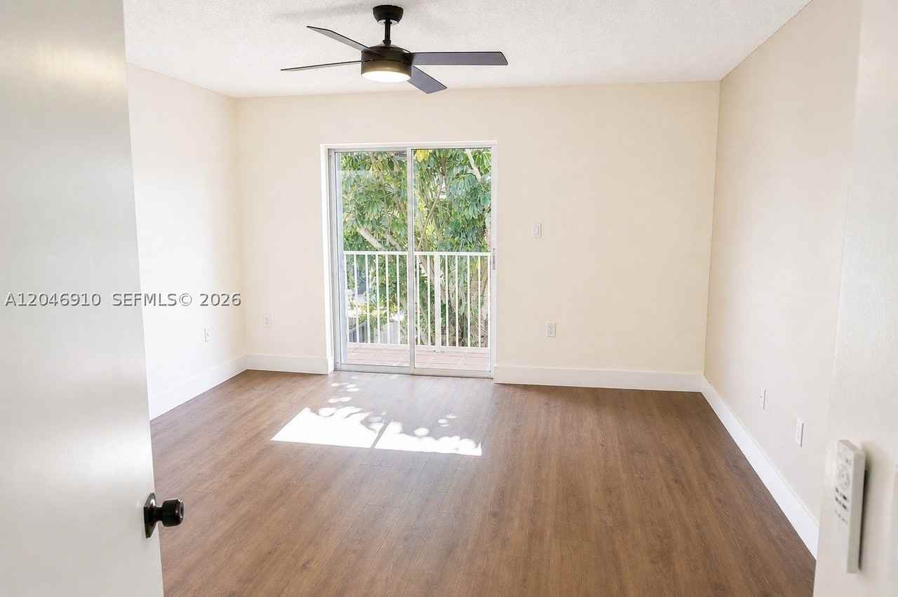 1117 Sw 104th Ct #1117 - Photo 4 of 14