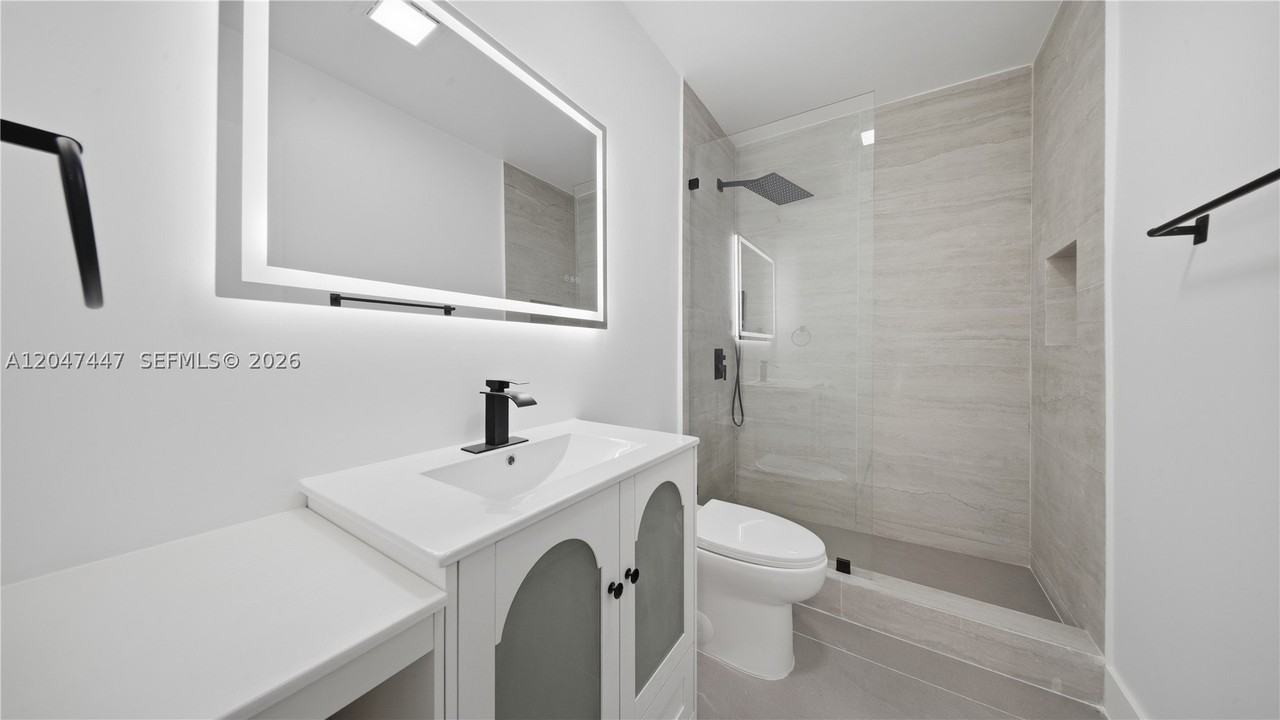12471 Sw 190th Ter - Photo 6 of 19