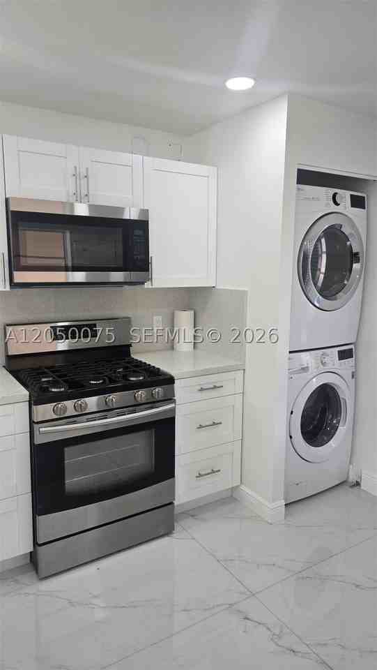 3831 Sw 79th Ave #3831 - Photo 6 of 24