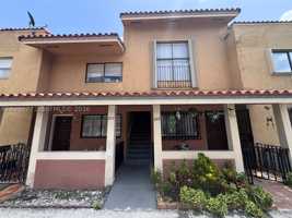 featured image of 2740 W 62nd St #205