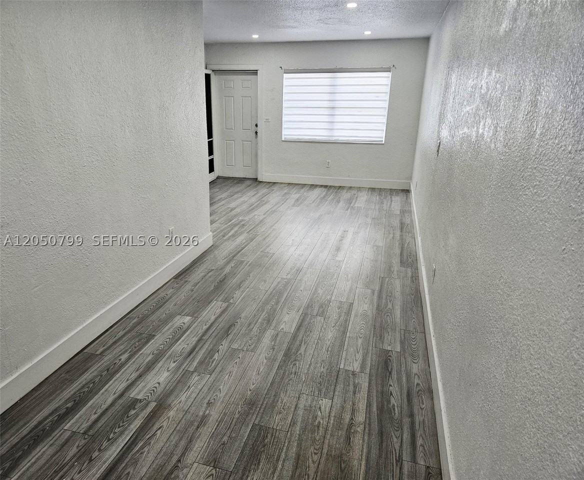464 E 13th St #464 - Photo 3 of 7