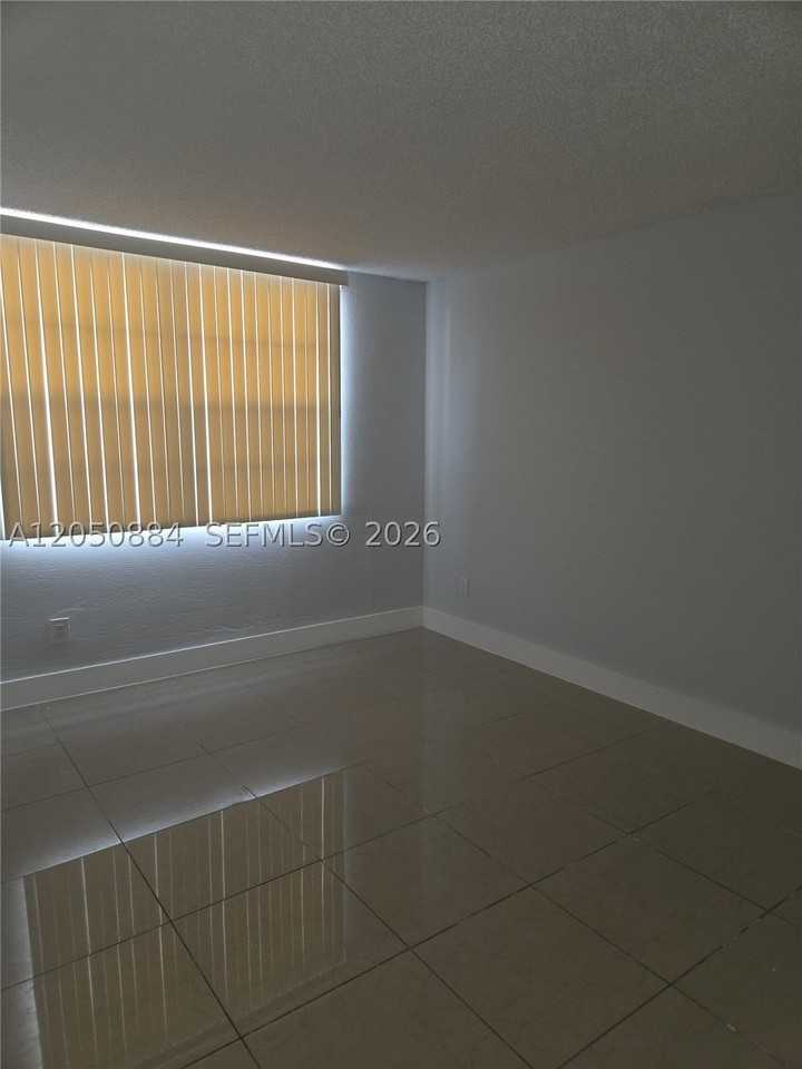 4170 Nw 79th Ave #1B - Photo 5 of 7