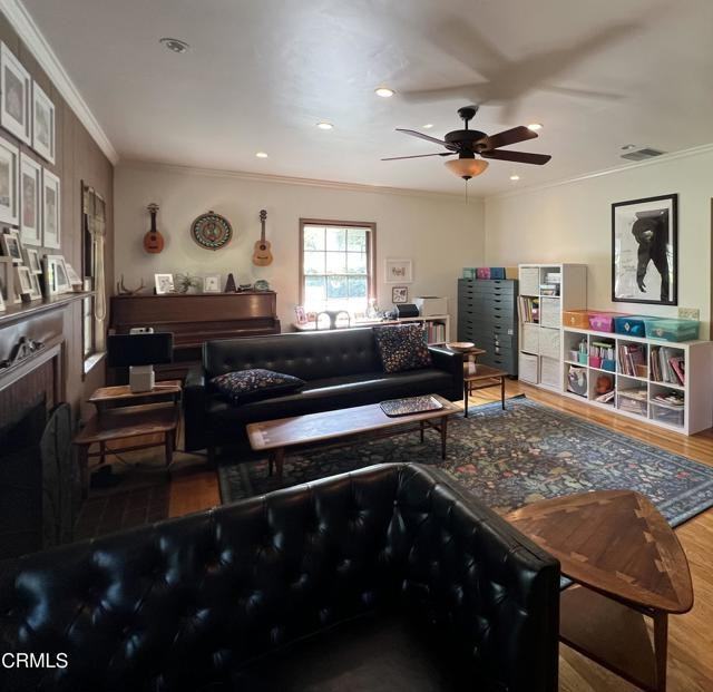 1915 Edgewood Dr - Photo 6 of 8