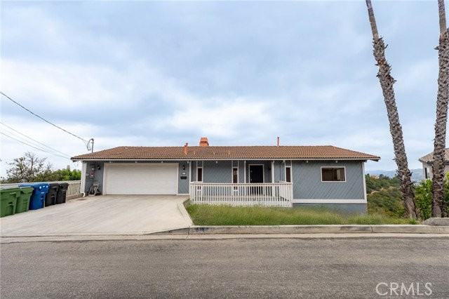 873 Mount Washington Dr - Photo 2 of 8