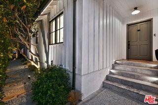 3721 Woodcliff Rd - Photo 3 of 8