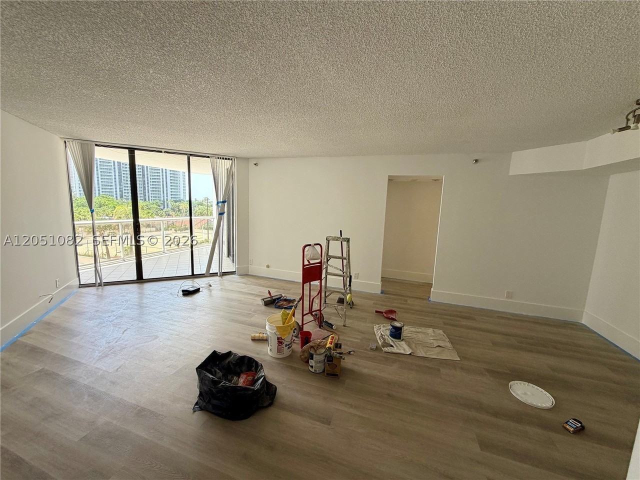 3610 Yacht Club Dr #602 - Photo 3 of 19