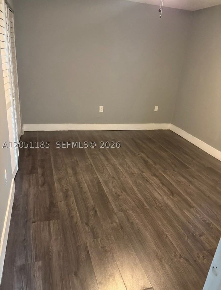 669 Sw 37th Ave #208 - Photo 7 of 8