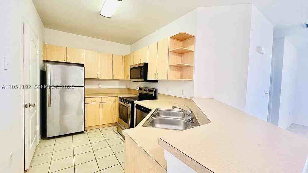 116 Sw Peacock Blvd #9-206 - Photo 6 of 23