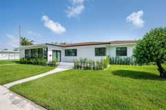 1621 S Treasure Dr - Photo 1 of 1