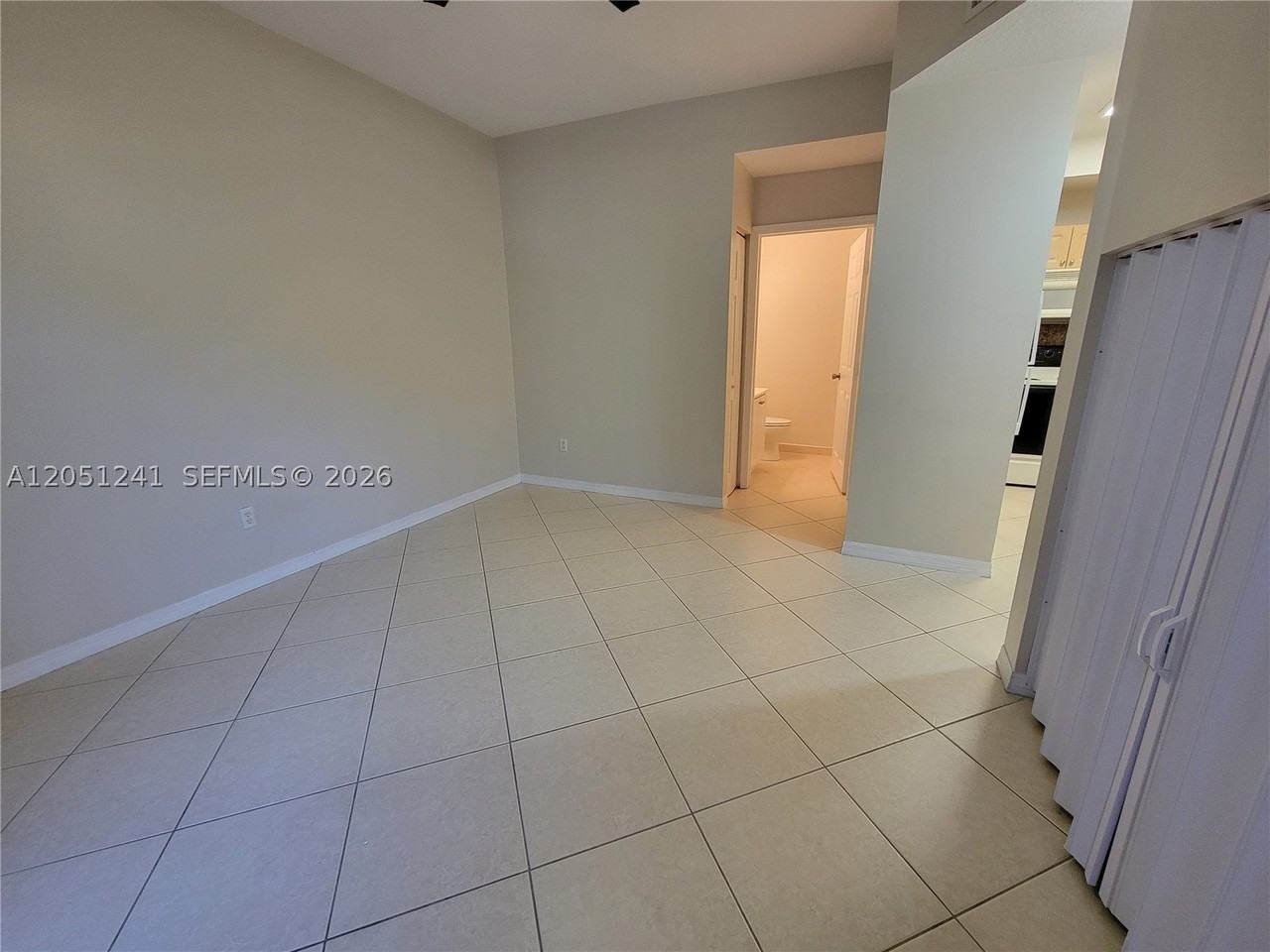 2335 Mariner Ct #2806 - Photo 6 of 32