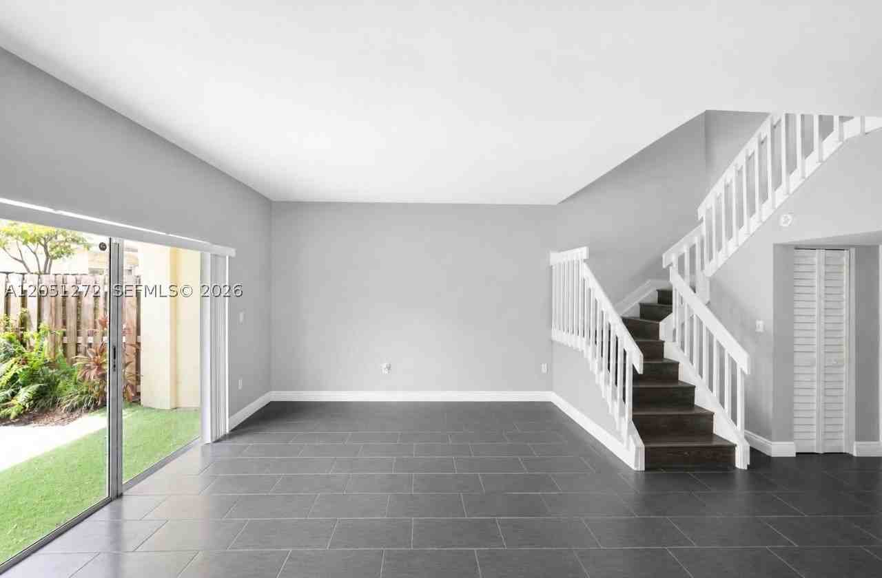 11840 Sw 99th St #11840 - Photo 7 of 26