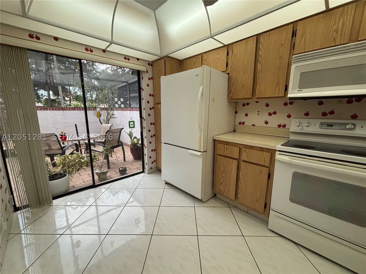 6453 Pinehurst Cir W #B25 - Photo 4 of 22