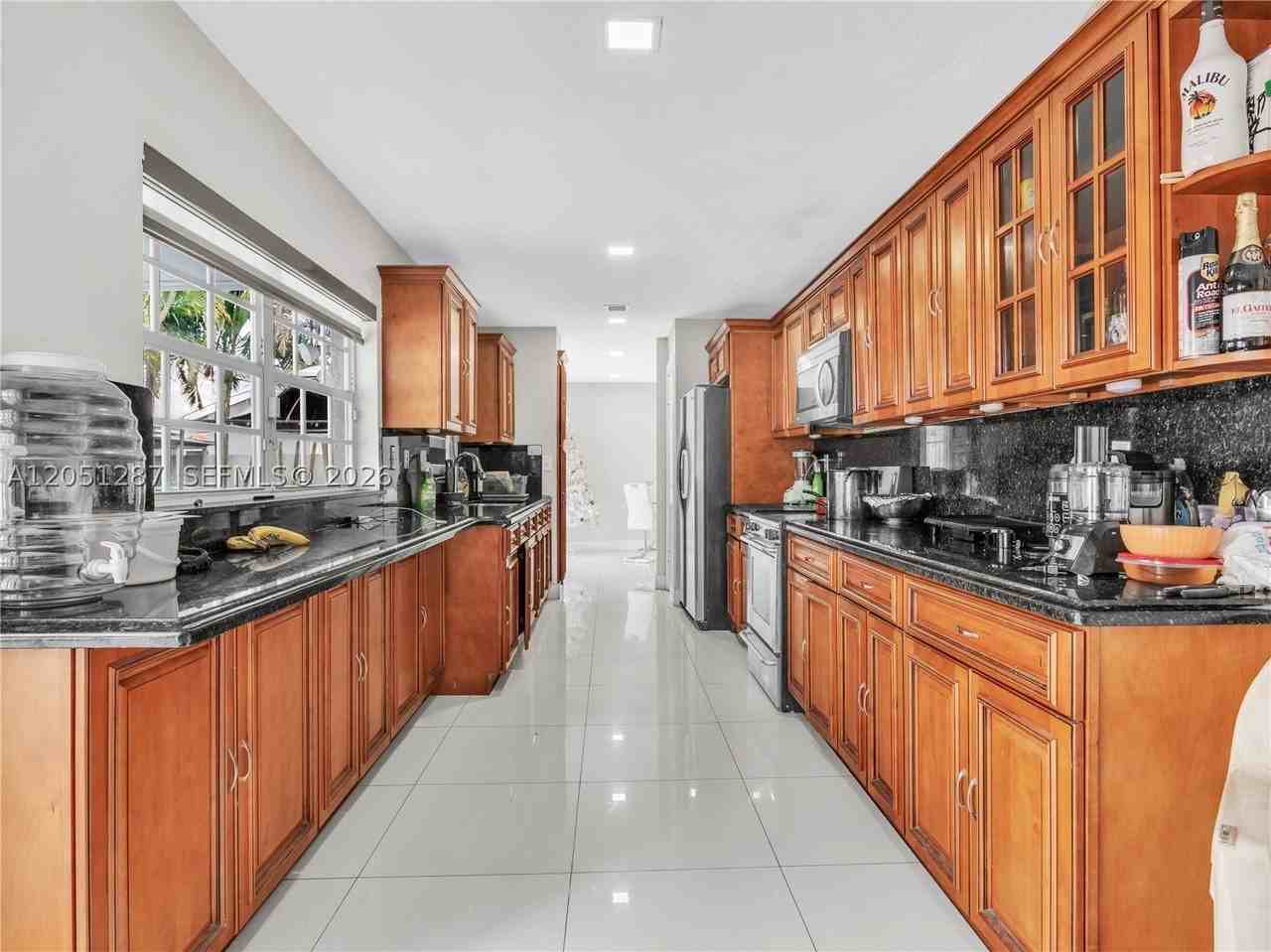 13231 Sw 68th St - Photo 7 of 31