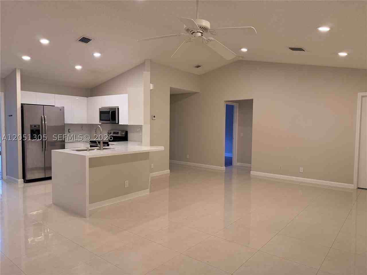 1547 Zenith Way #1547 - Photo 5 of 19