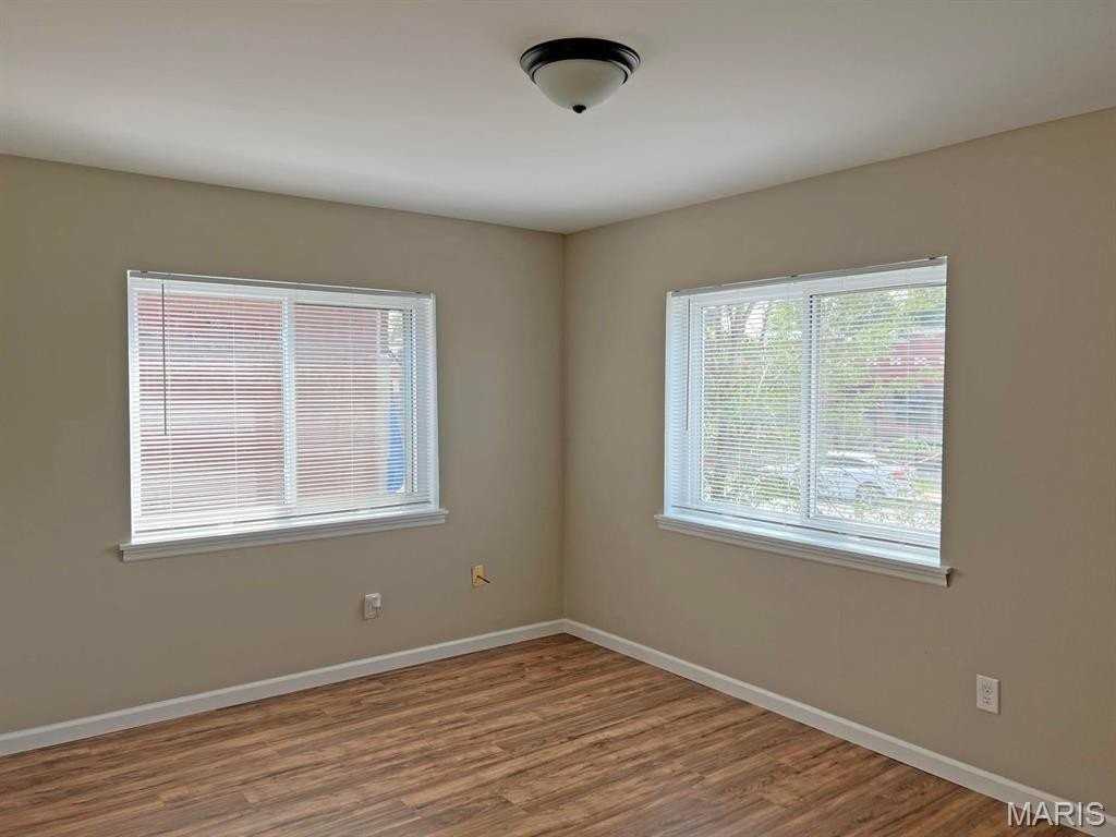 5468 Cologne Ave #B - Photo 3 of 6