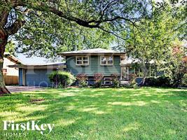 featured image of 28W608 Bolles Ave