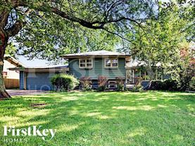 28W608 Bolles Ave - Photo 1 of 1