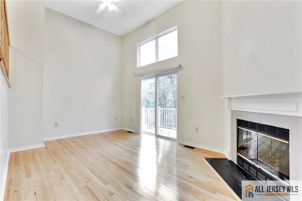 140 S Barrow Pl - Photo 4 of 25