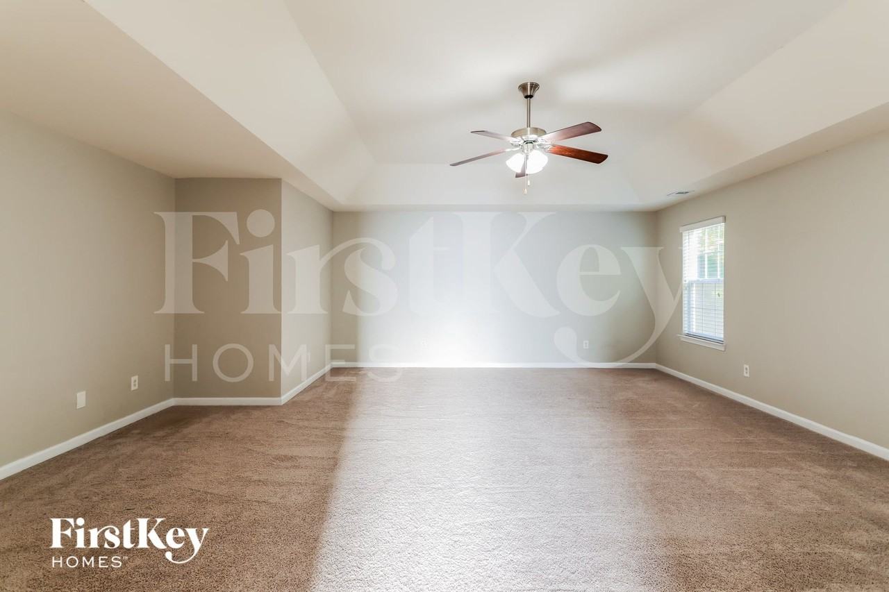 1253 Creek Top Rd - Photo 5 of 15