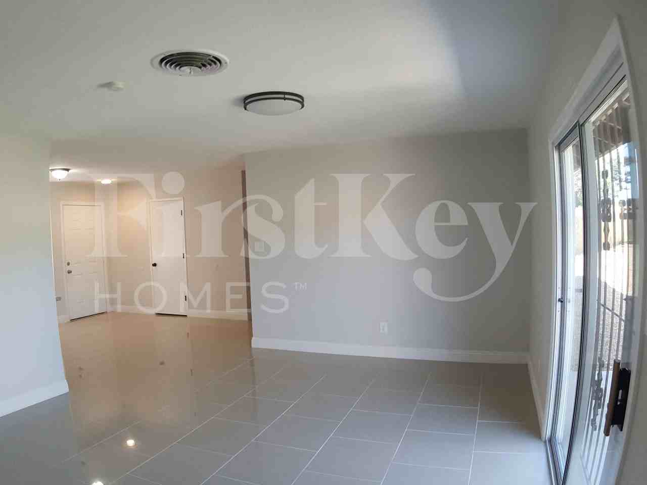 1209 Ralph Cir - Photo 4 of 19