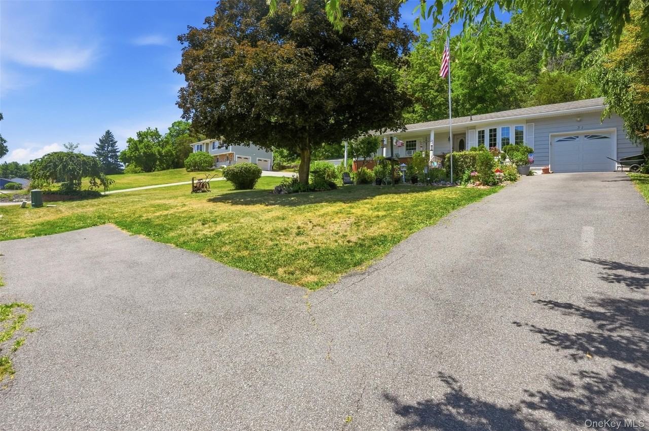 31 Park Hill Dr - Photo 6 of 43