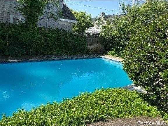 11 Biarritz St - Photo 4 of 15