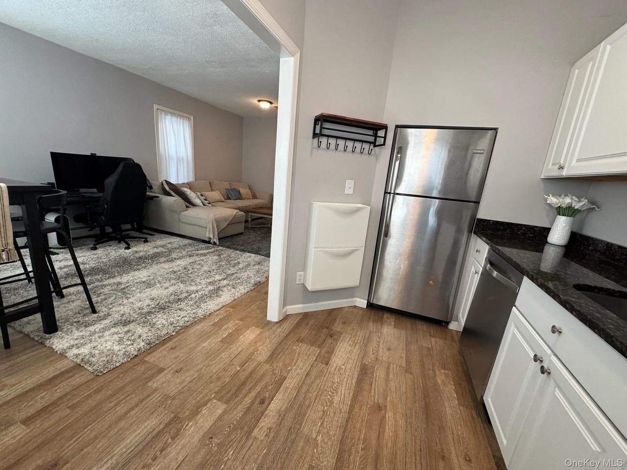 172 Main St #1 - Photo 3 of 16