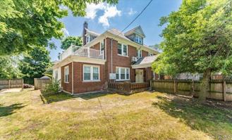 266 Rockaway Tpke - Photo 1 of 1