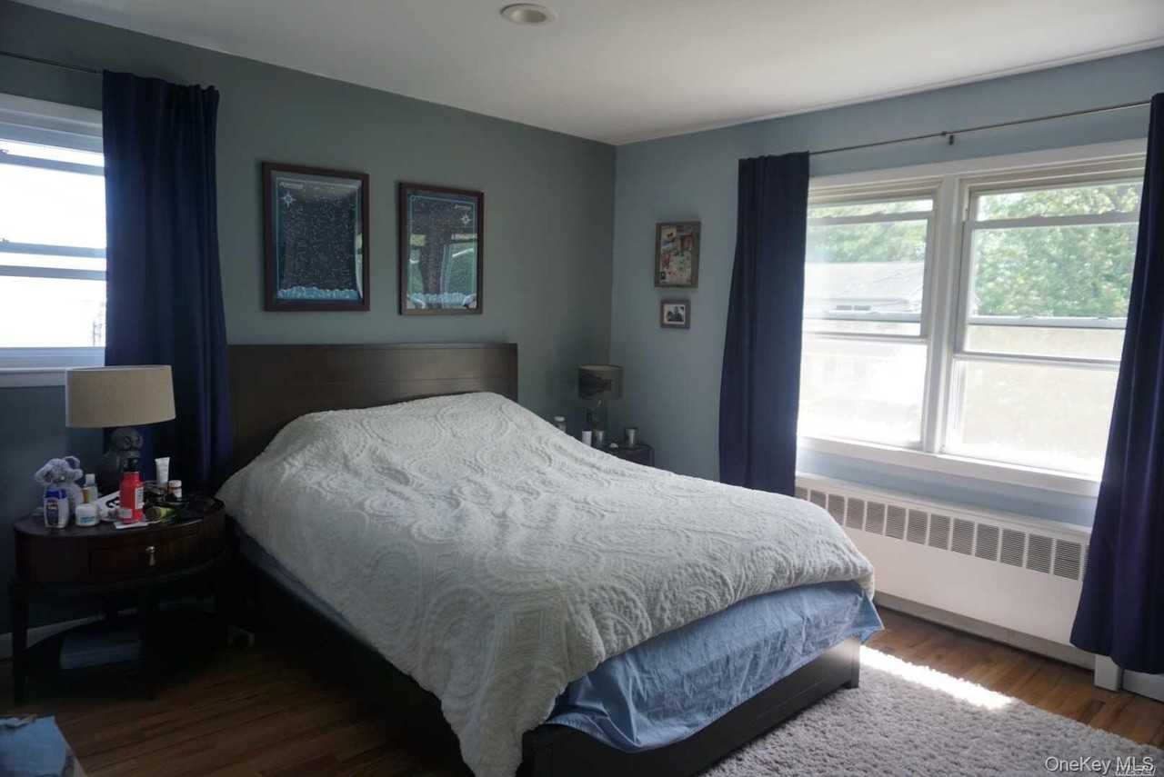 8 Hallock St #1stFL - Photo 6 of 8