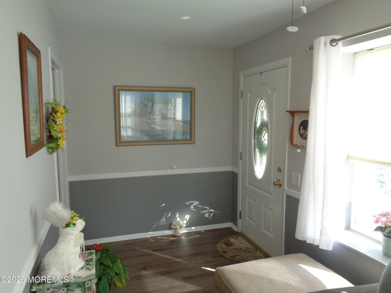 135A Sunset Rd - Photo 3 of 19