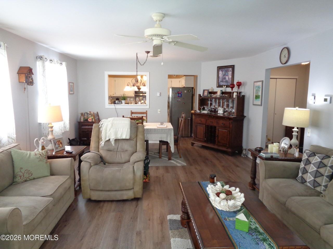 135A Sunset Rd - Photo 5 of 19