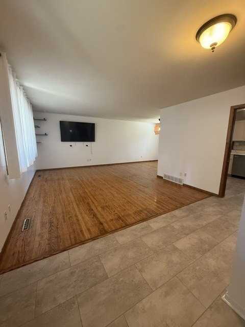773 Kingston Ln - Photo 4 of 15